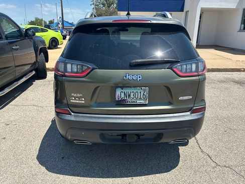 Used 2019 Jeep Cherokee Latitude Plus w/ Trailer Tow Group AWD/4WD image 5