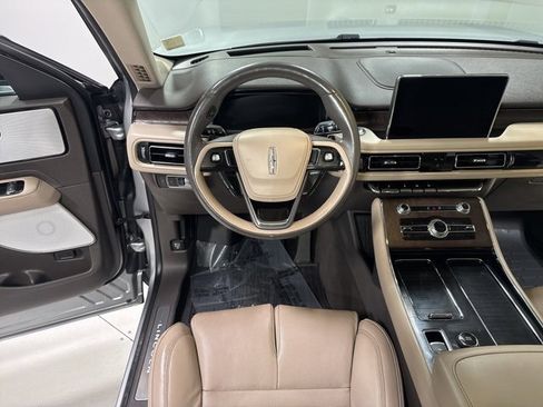 Used 2022 Lincoln Aviator Reserve w/ Equipment Group 201A image 17