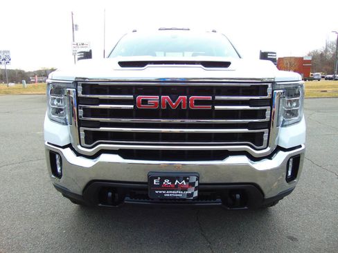 Used 2021 GMC Sierra 3500 SLT w/ SLT Convenience Package image 3
