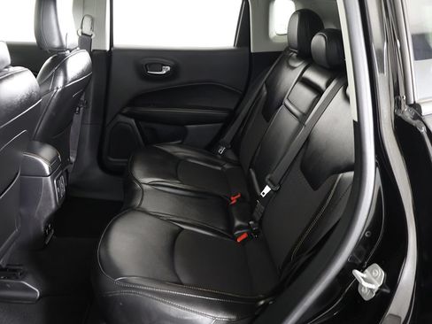 Used 2019 Jeep Compass Latitude AWD/4WD image 29