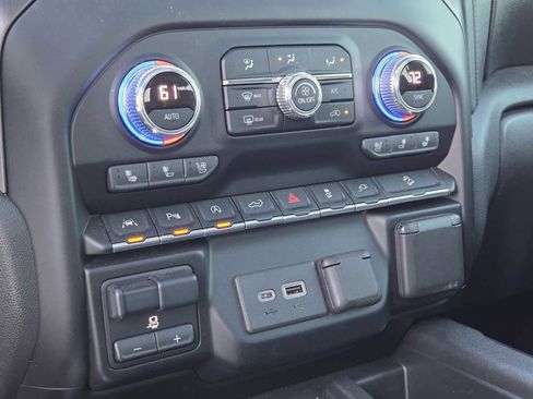 Used 2020 GMC Sierra 1500 AT4 w/ AT4 Premium Package image 28