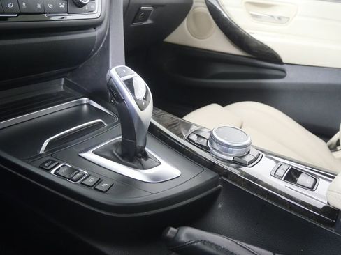Used 2017 BMW 430i xDrive Convertible AWD/4WD image 21