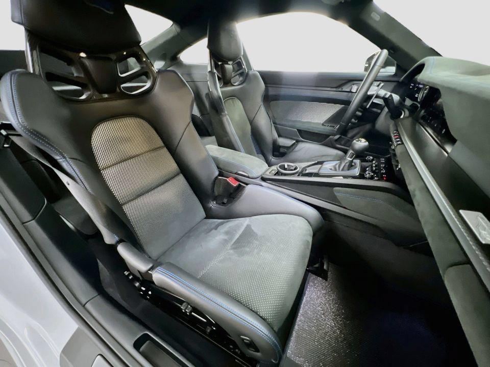 Certified 2024 Porsche 911 GT3 RS RWD image 27