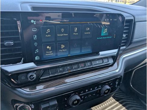 Used 2025 Chevrolet Silverado 1500 LT image 22