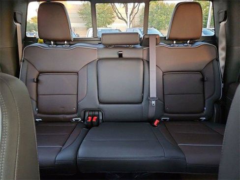 New 2026 GMC Sierra 2500 Denali w/ Denali Reserve Package image 7