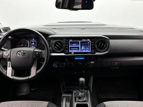 Used 2023 Toyota Tacoma TRD Sport AWD/4WD image 32
