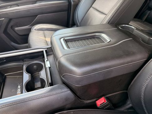 Used 2023 GMC Yukon Denali w/ LPO, Floor Liner Package AWD/4WD image 21
