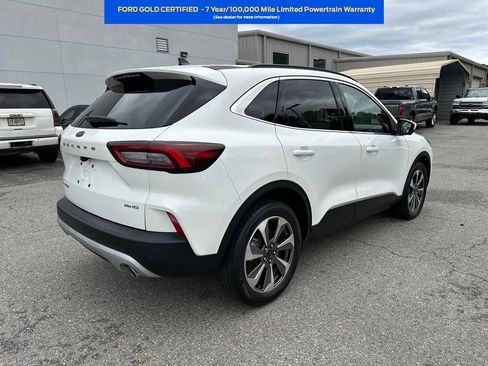 Certified 2023 Ford Escape Platinum image 3