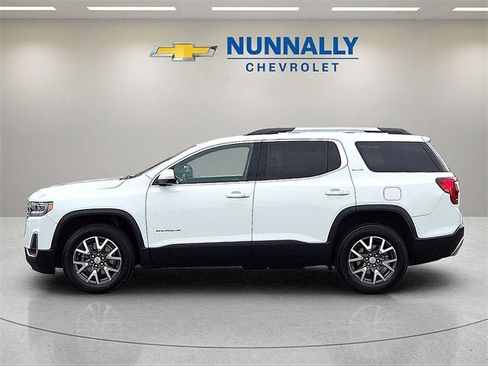 Certified 2023 GMC Acadia SLE w/ Driver Convenience Package image 2