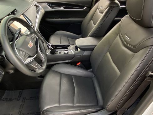 Certified 2025 Cadillac XT5 Premium Luxury image 20