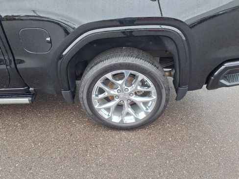 Used 2019 GMC Sierra 1500 Denali w/ Denali Ultimate Package image 21