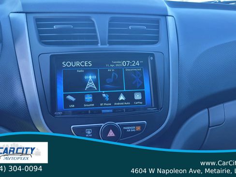 Used 2017 Hyundai Accent SE FWD image 9