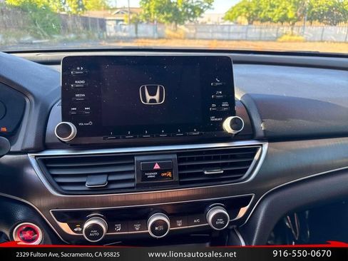 Used 2018 Honda Accord LX image 15