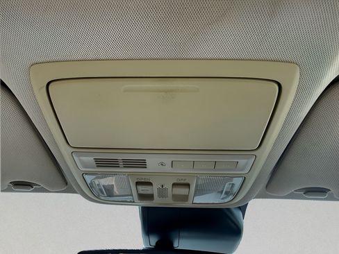 Used 2014 Honda Accord Touring image 33