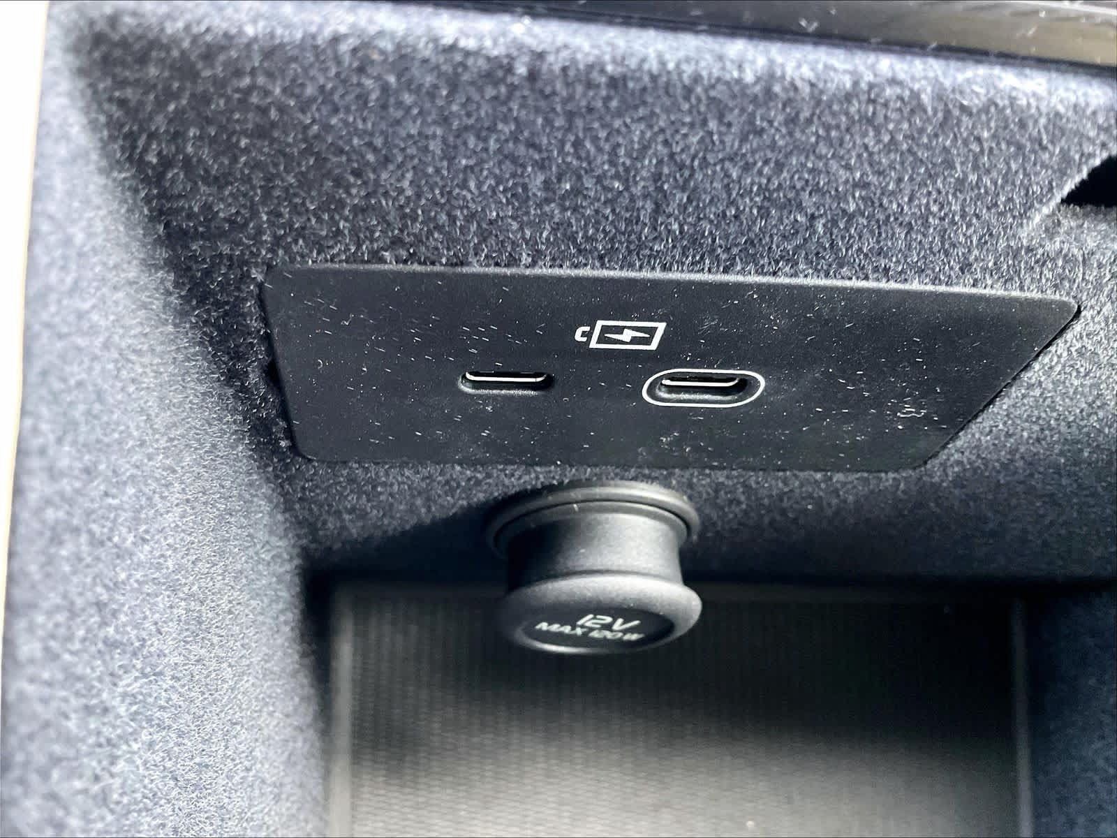 New 2027 Volvo XC90 B6 Ultra AWD/4WD image 23