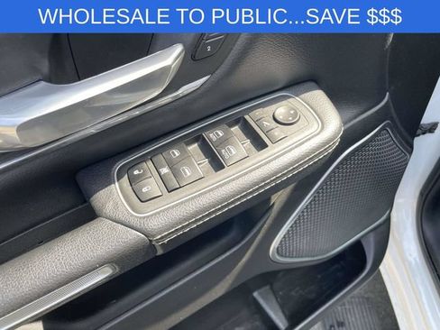 Used 2022 RAM 1500 Laramie w/ Off Road Group AWD/4WD image 21