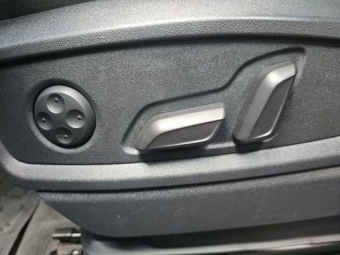 Used 2022 Audi SQ5 Premium Plus image 18