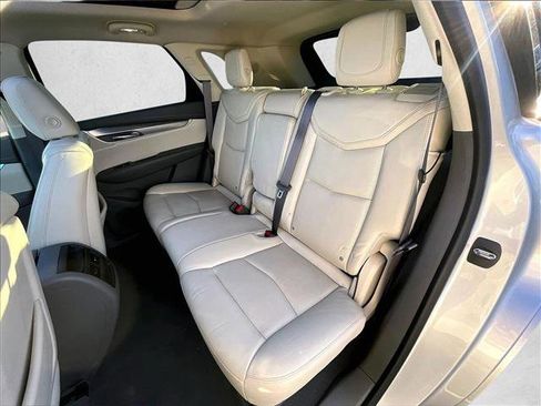 Used 2017 Cadillac XT5 Premium Luxury image 26