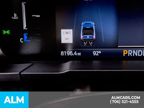Used 2025 Ford Maverick Lobo AWD/4WD image 17