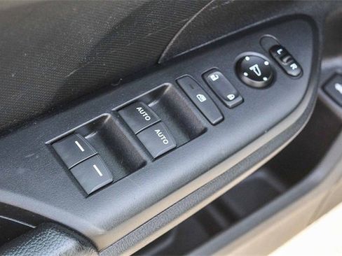 Used 2020 Honda Civic Sport image 28