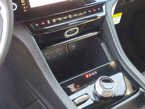 New 2026 Jeep Grand Cherokee Limited w/ Limited Altitude Package image 14