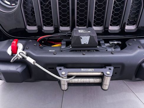 Used 2021 Jeep Gladiator Rubicon w/ LED Lighting Group AWD/4WD image 2