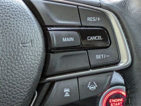 Used 2018 Honda Accord EX-L image 28