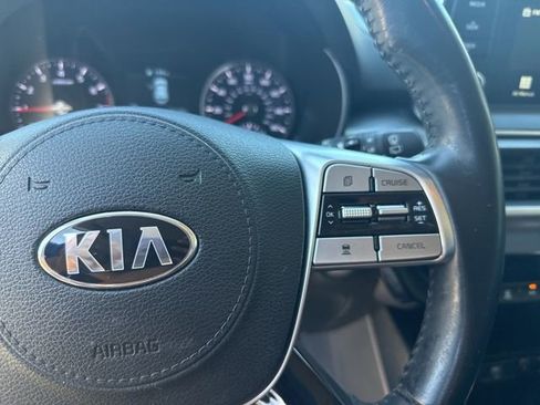 Used 2021 Kia Telluride LX image 18