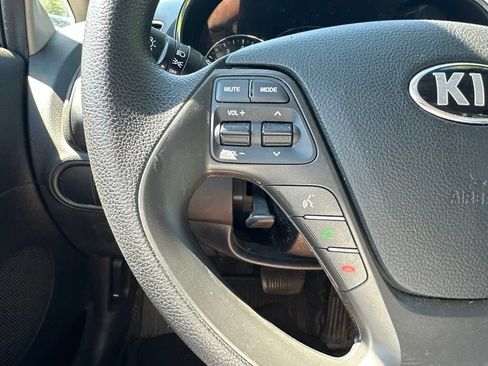 Used 2018 Kia Forte LX FWD image 20