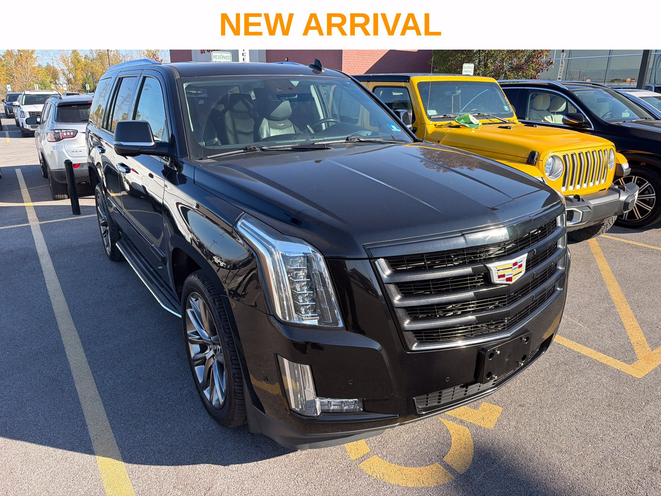 Used 2020 Cadillac Escalade Luxury w/ Escalade Sport Edition AWD/4WD image 1