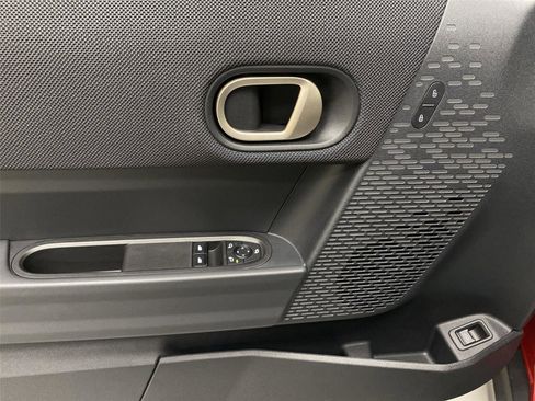 Certified 2025 MINI Cooper S image 19