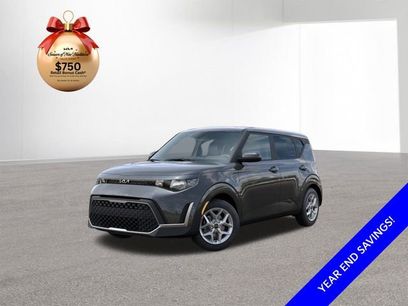 New 2025 Kia Soul LX
