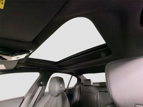 New 2026 BMW i5 eDrive40 w/ M Sport Package RWD image 44