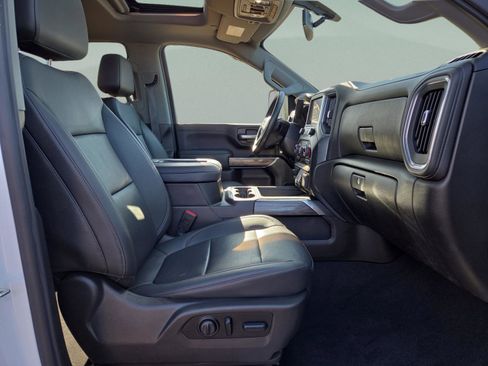 Used 2022 Chevrolet Silverado 2500 LTZ w/ LTZ Plus Package image 34