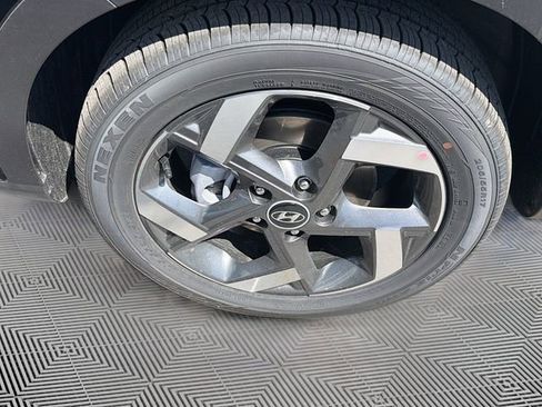New 2026 Hyundai Venue FWD image 29