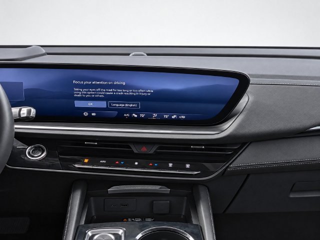 Used 2025 Buick Envision Preferred AWD/4WD image 26