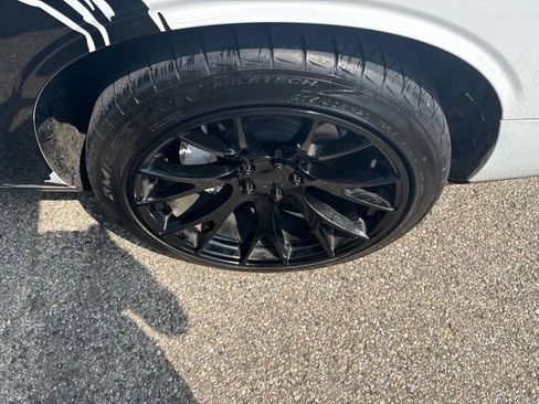 Used 2022 Dodge Challenger GT RWD image 11