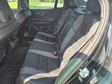Used 2019 Volvo S60 T5 R-Design image 3