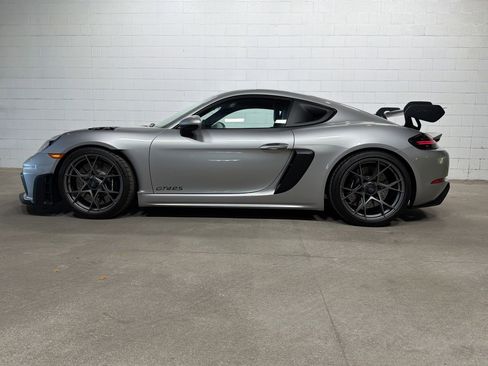 Used 2025 Porsche 718 Cayman GT4 RS w/ Chrono Package image 2