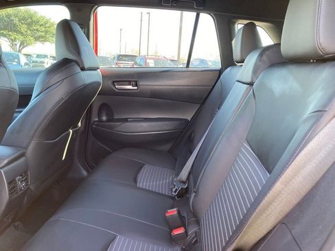 Used 2025 Toyota Corolla Cross AWD Hybrid image 11