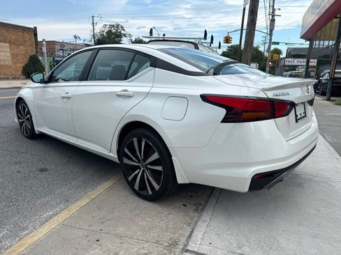 Used 2019 Nissan Altima 2.5 SR w/ SR Premium Package AWD/4WD image 6
