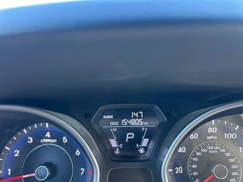 Used 2013 Hyundai Elantra GLS w/ Preferred Pkg image 10