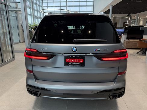 New 2026 BMW X7 M60i image 5