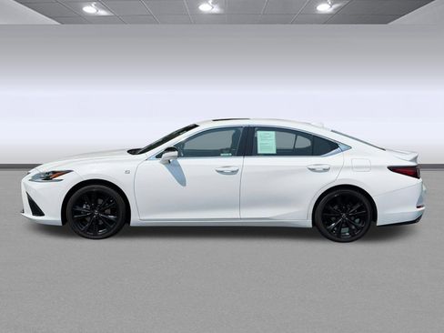 Certified 2022 Lexus ES 350 F Sport w/ Accessory Package FWD image 2