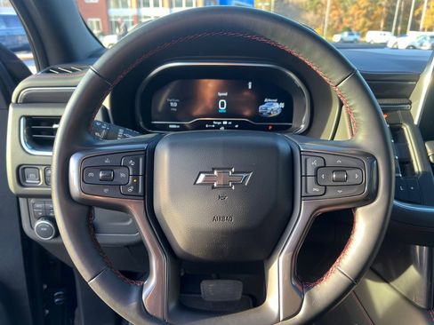 Used 2024 Chevrolet Suburban RST w/ Luxury Package image 12