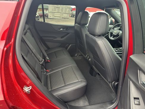 New 2026 Chevrolet Equinox LT w/ Convenience Package II image 25