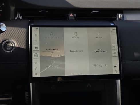 New 2025 Land Rover Discovery Sport Dynamic SE image 25