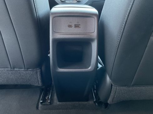 Used 2025 Buick Envista Preferred image 19