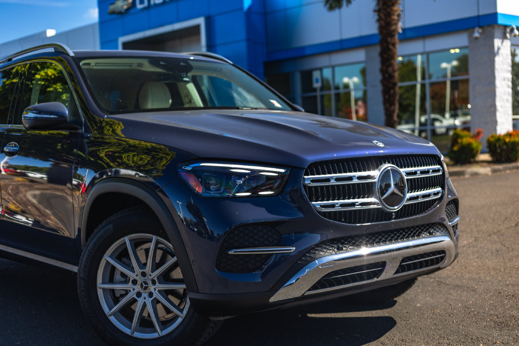Used 2026 Mercedes-Benz GLE 350 4MATIC image 3