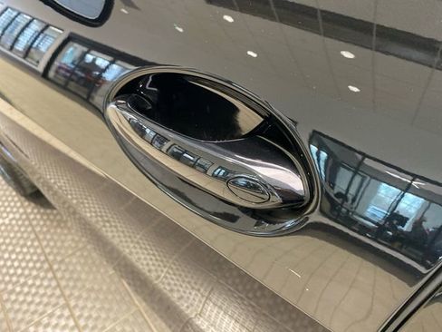 Used 2023 BMW X5 M50i w/ Parking Assistance Package image 9